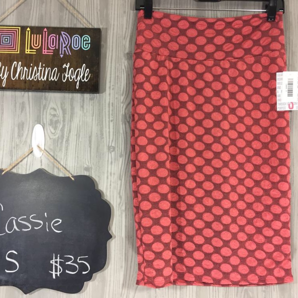 LuLaRoe Small Cassie Skirt